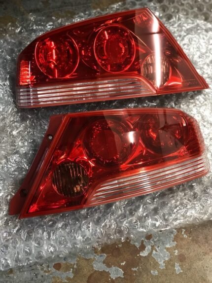 Brand new, Authentic Discontinued Mitsubishi Lancer evo 7 JDM Taillights